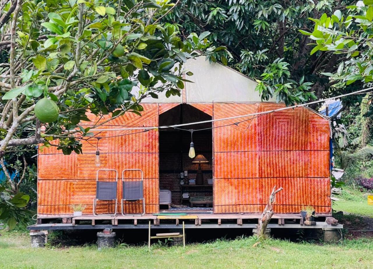 Con Dao Backpacker - Loco Camping Chi Khu Co Ong Exterior photo