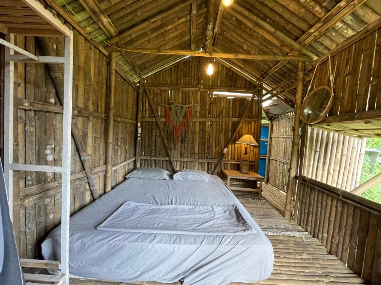 Con Dao Backpacker - Loco Camping Chi Khu Co Ong Exterior photo